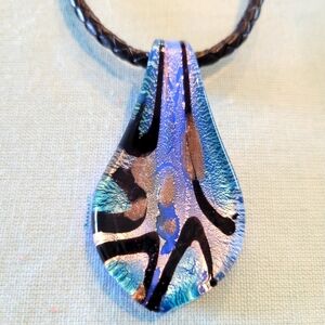 Elegant Blue and Black Murano Style Glass Pendant Necklace 18"